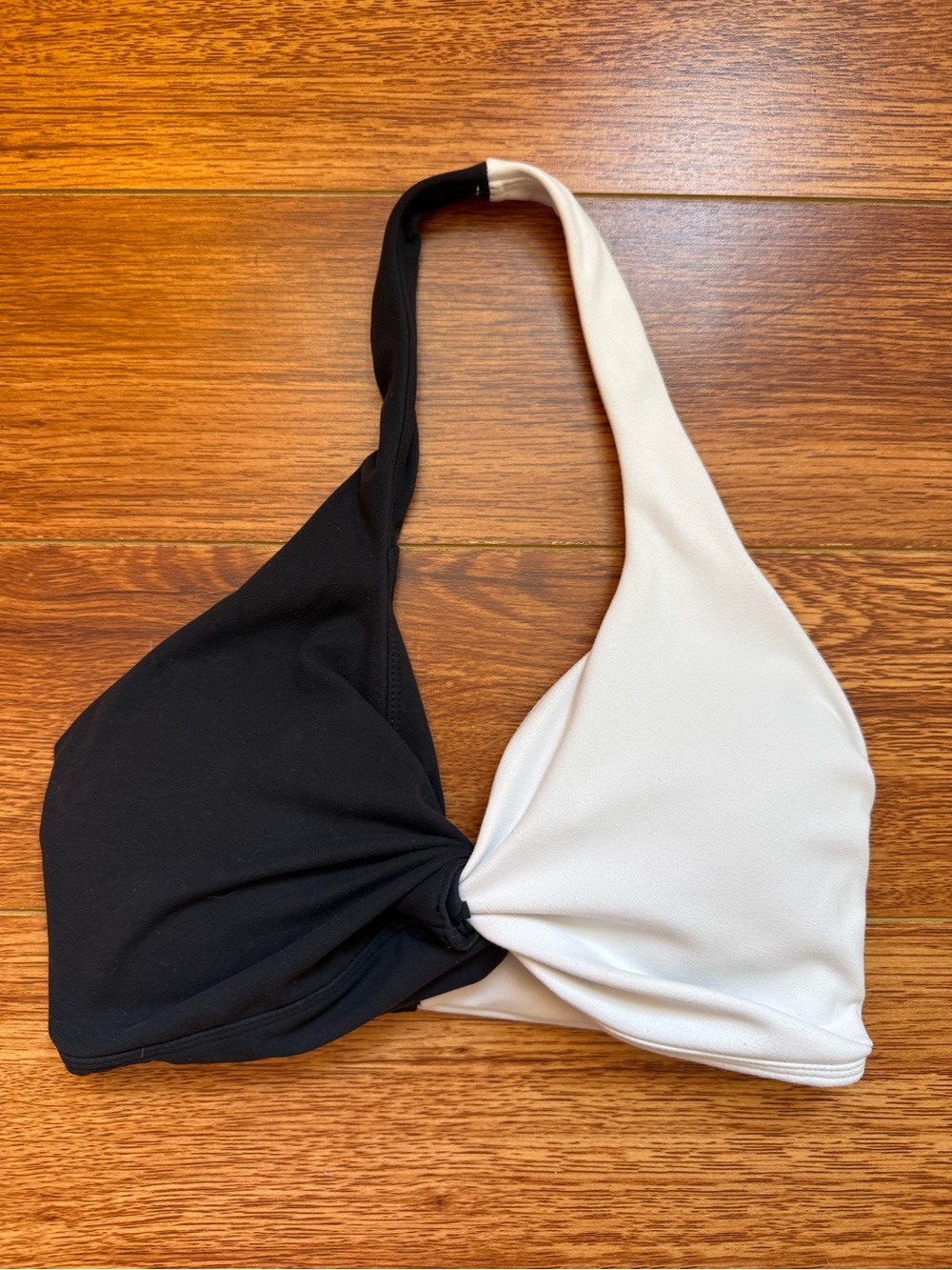 Black and White Twist-Front bra
